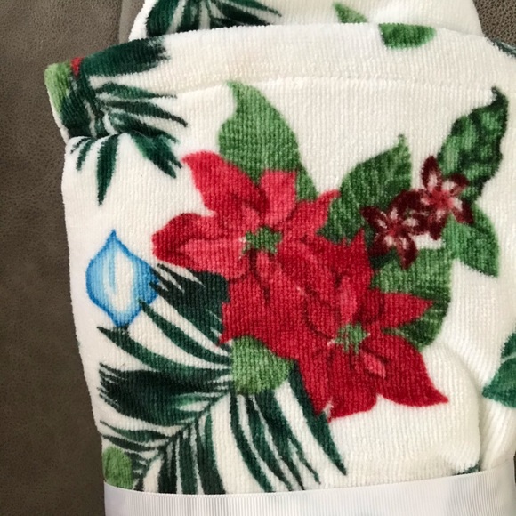 tommy bahama hand towels